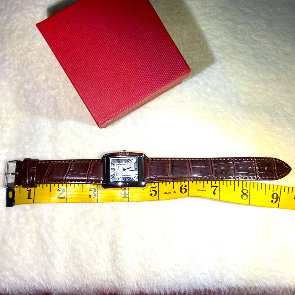 Womenβs Watch - Picture 8 of 11